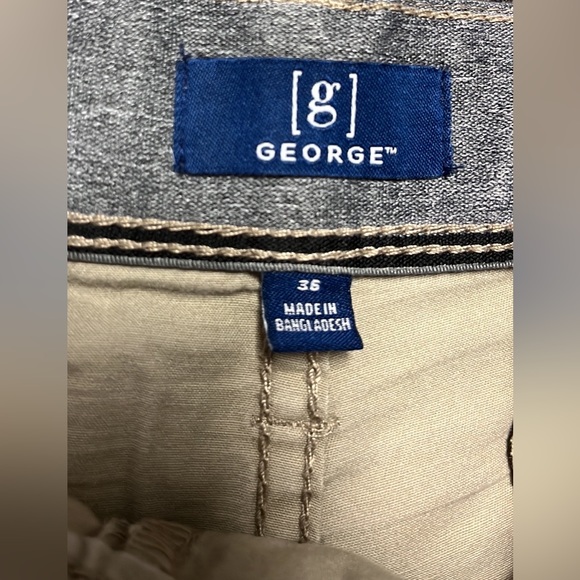 Cargo shorts - Picture 2 of 3